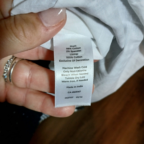 Classic Black and White Checkered Dress - Picture 5 of 8